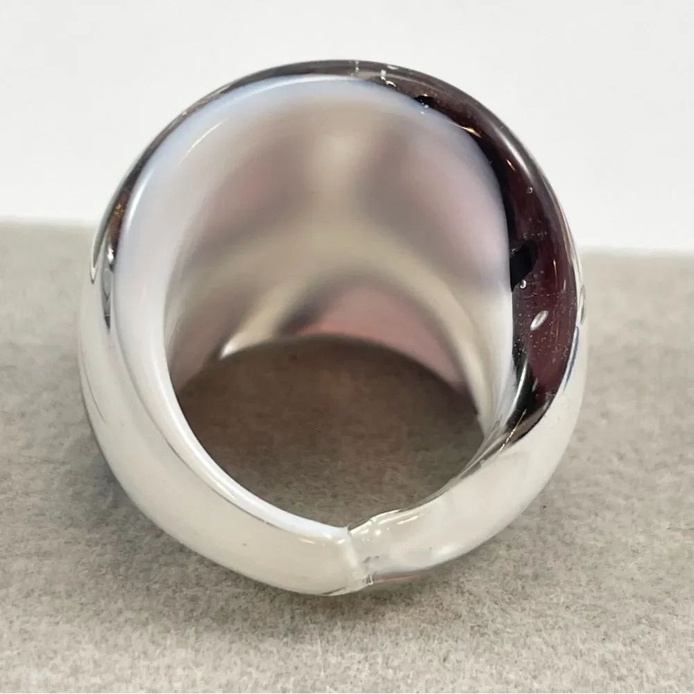 Stunning White Hand Blown Glass Ring Amethyst Color and Gold Retro Chunky 6.5